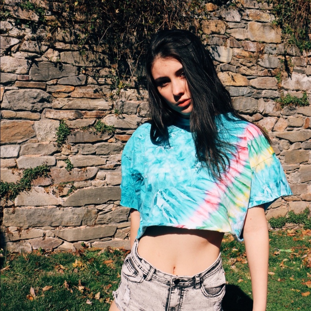 Cropped Tie-Dye Tee